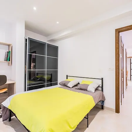 Сasa de vacaciones Cozy With Garden, Cleaning Included Beauraing